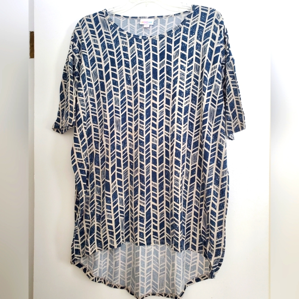 Lularoe Irma Blue and White Patterned Tunic Size Small